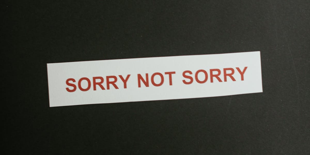 Copywriting com humor sarcástico: como usar sem perder autoridade